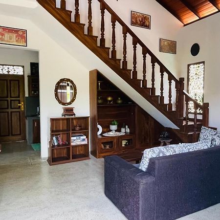 Bouganvilla House ウナワトゥナ エクステリア 写真